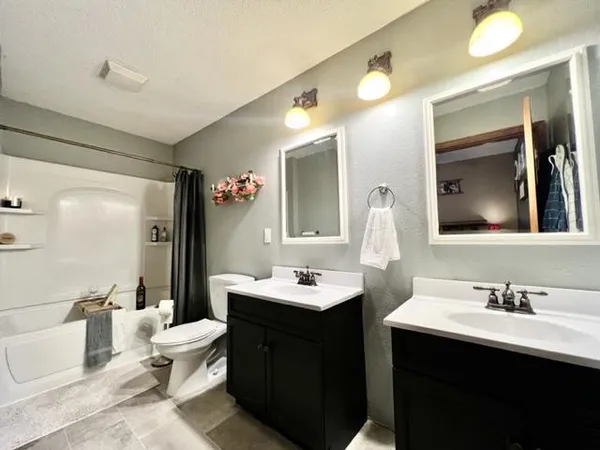 $239,900 | 704 South Minnesota Street, Redwood Falls, MN 56283
