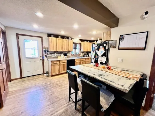 $239,900 | 704 South Minnesota Street, Redwood Falls, MN 56283
