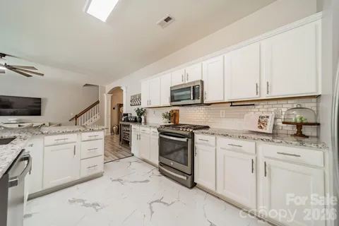 $400,000 | 12922 Rothe House Road, Charlotte, NC 28273