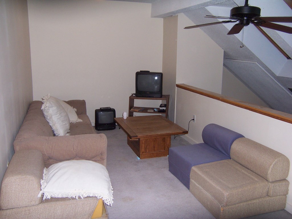 23 Tenney Brook Road, Unit F5 Plymouth, NH 03264 - Photo 9 of 23 Gallery Image 9