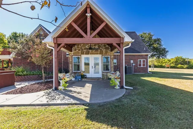 a view of a ocean view with a ocean view