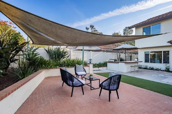 $1,950,000 | 385 Via Montanosa, Encinitas, CA 92024