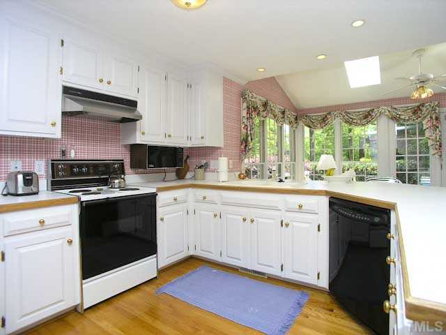 1817 Hunting Ridge Road Raleigh, NC 27615 - Photo 8 of 25 Photo 8