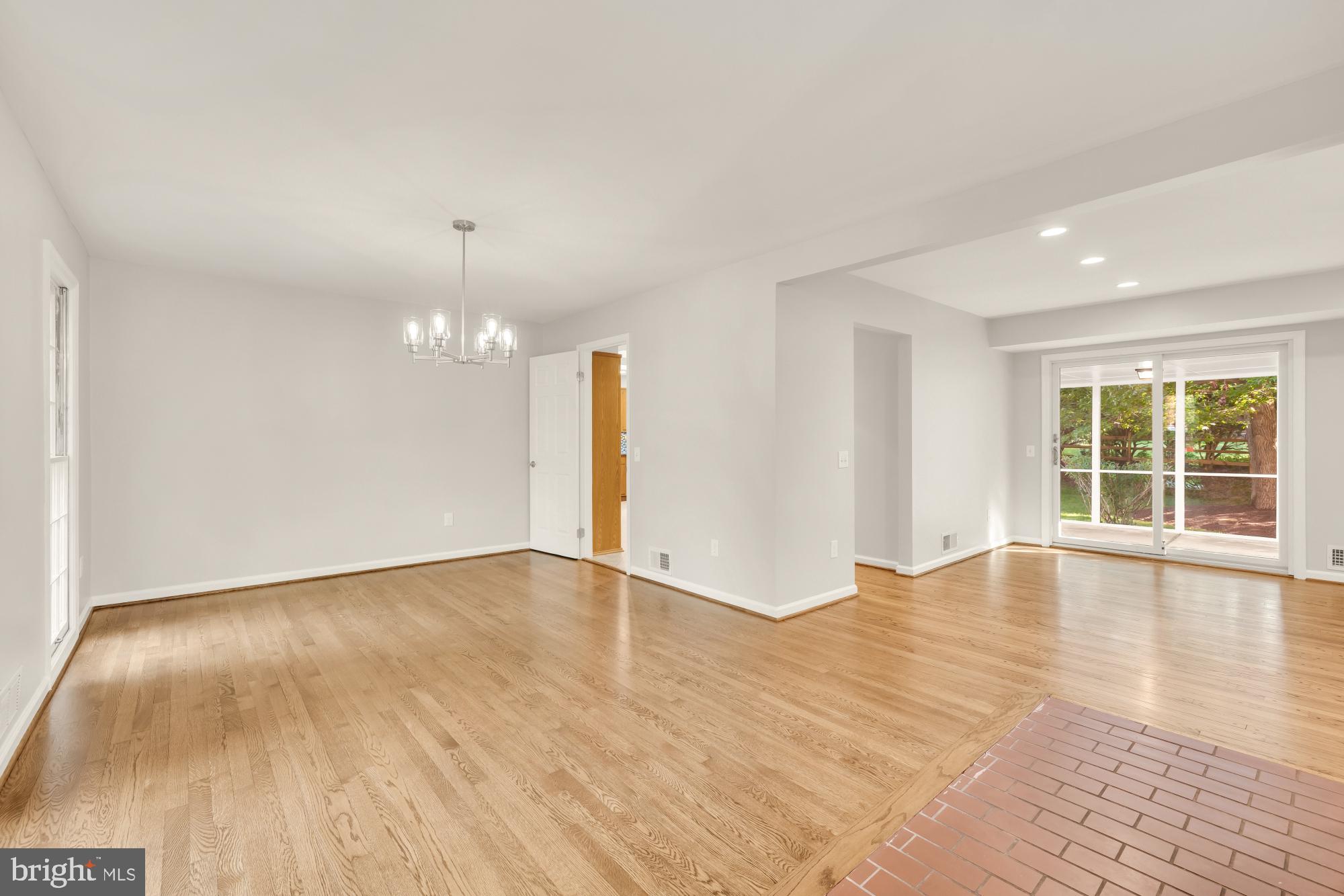 8705 Bells Mill Road Potomac, MD 20854 - Photo 10 of 56