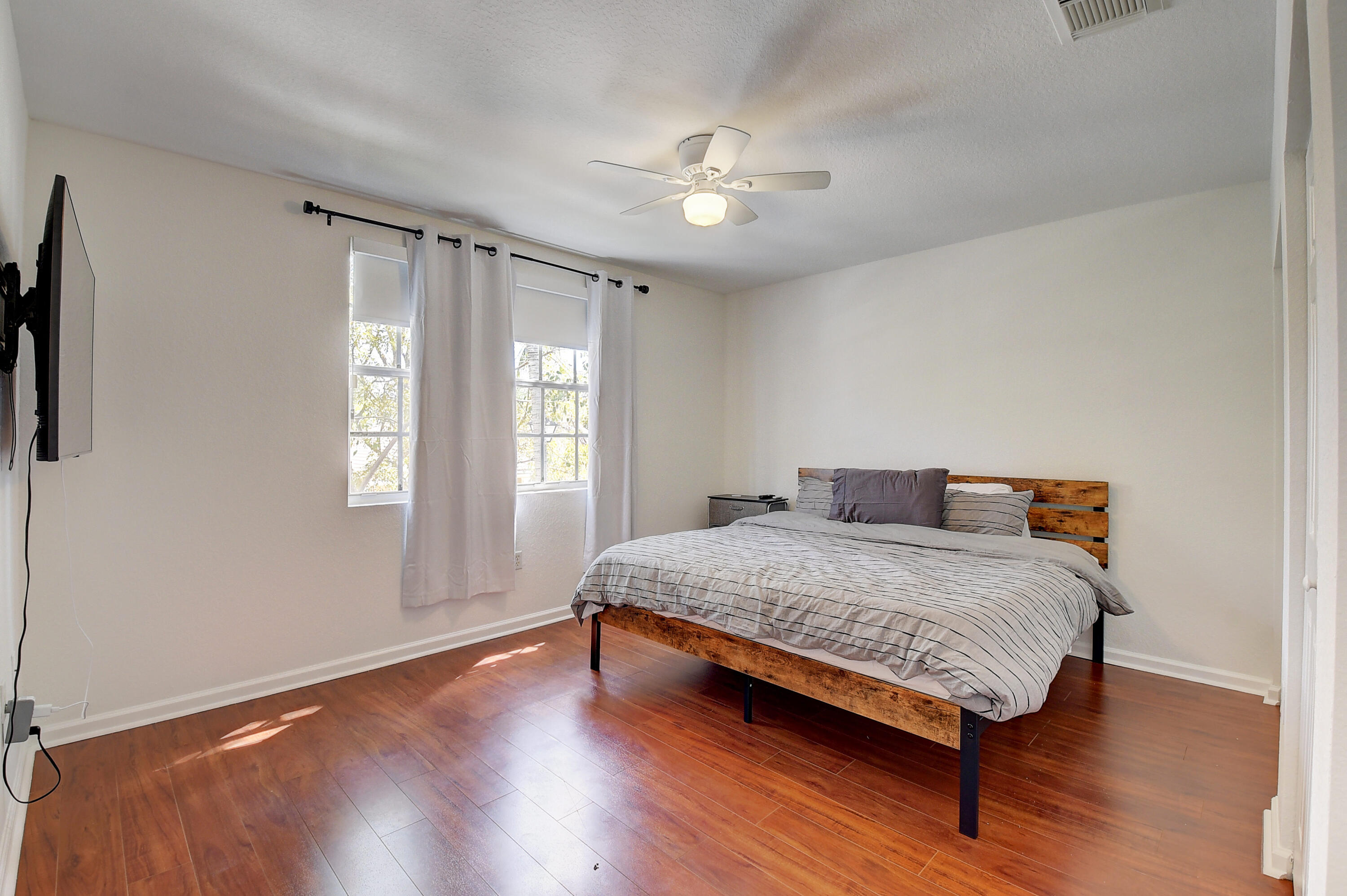 1534 Fenton Drive Delray Beach, FL 33445 - Photo 17 of 23 1534 bedroom 2