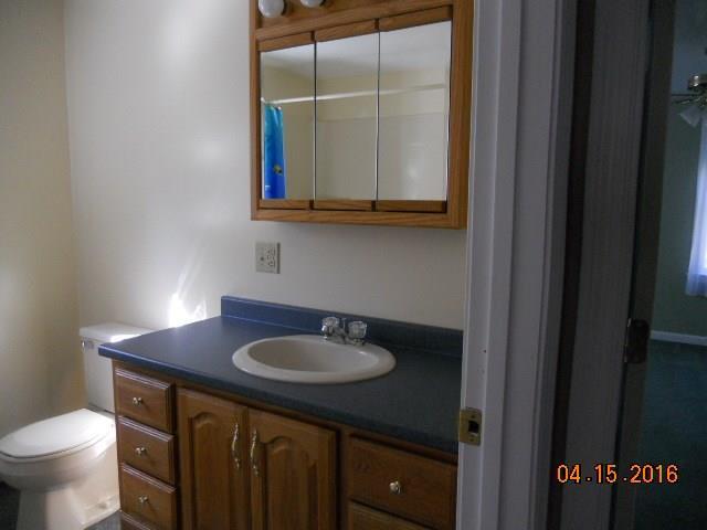 9 Newhall Road Wells, ME 04090 - Photo 29 of 29 2nd floor bathroom with bathtub