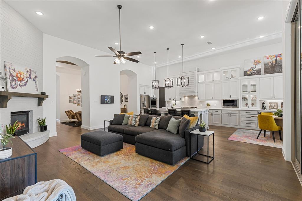 4404 Lk Vw Road Oak Point, TX 75068 - Photo 7 of 40 Gallery Image 7