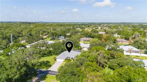 $575,000 | 445 45th Avenue, Vero Beach, FL 32968