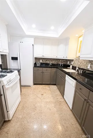 $5,500 | 280 Cliff Drive, Unit 1, Laguna Beach, CA 92651