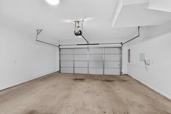 $3,990 | 4920 Lexington Court, Dallas, TX 75204