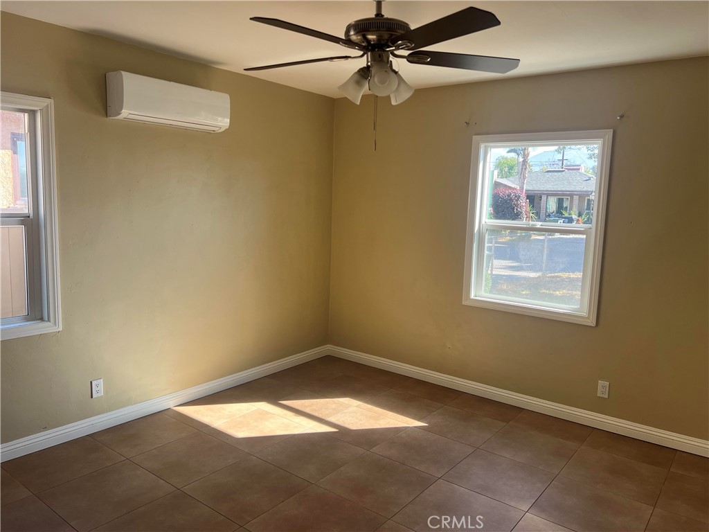 3012 Genevieve Street North San Bernardino, CA 92405 - Photo 4 of 7