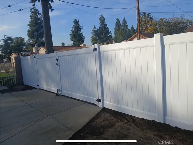 $2,750 | 3012 Genevieve Street North, San Bernardino, CA 92405