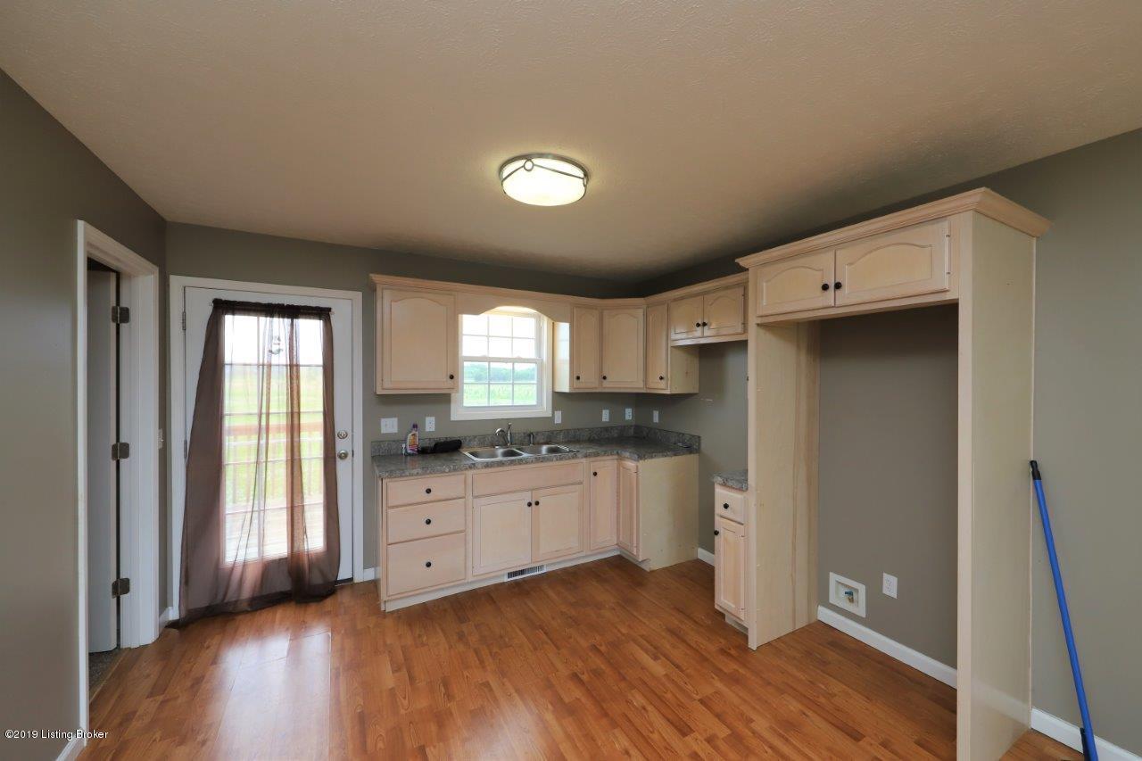 1493 Weldon Loop Road Upton, KY 42784 - Photo 3 of 10 IMG_1350 (2)
