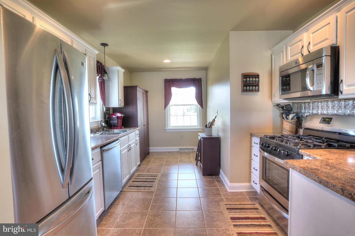 87 Fuhrman Road Marietta, PA 17547 - Photo 9 of 28 Gallery Image 9