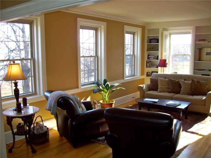 290 Baxter Boulevard, Unit G2 Portland, ME 04101 - Photo 2 of 12 Living Room.