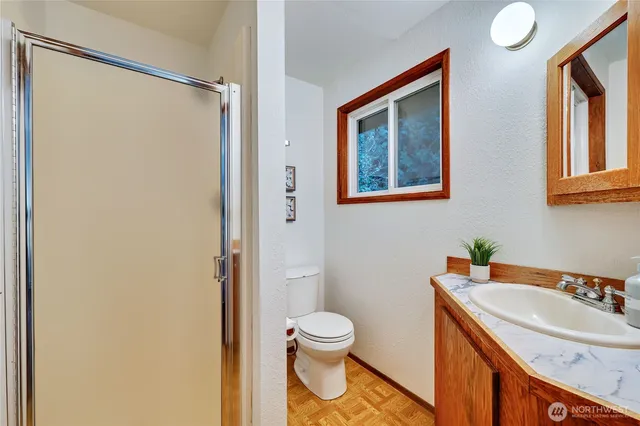 $799,500 | 4005 Northeast Kedros Drive, Poulsbo, WA 98370