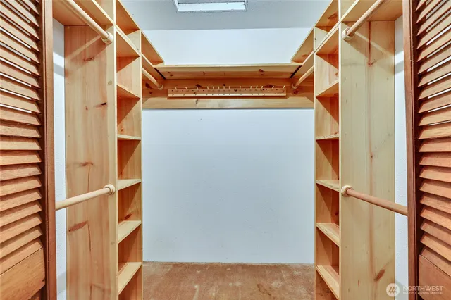 $799,500 | 4005 Northeast Kedros Drive, Poulsbo, WA 98370