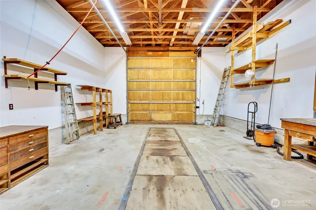 $799,500 | 4005 Northeast Kedros Drive, Poulsbo, WA 98370