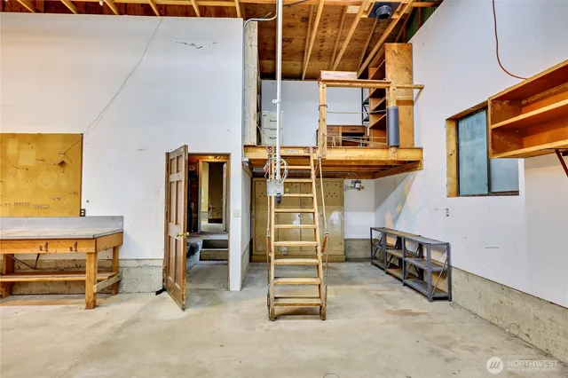 $799,500 | 4005 Northeast Kedros Drive, Poulsbo, WA 98370