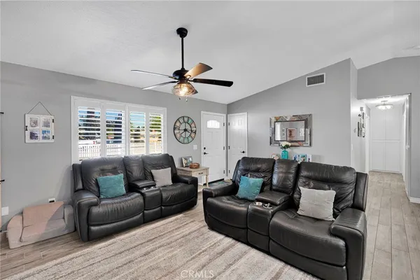 $473,000 | 10292 Kern Avenue, Hesperia, CA 92345