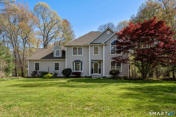 $589,900 | 107 Country Lane, Hebron, CT 06248