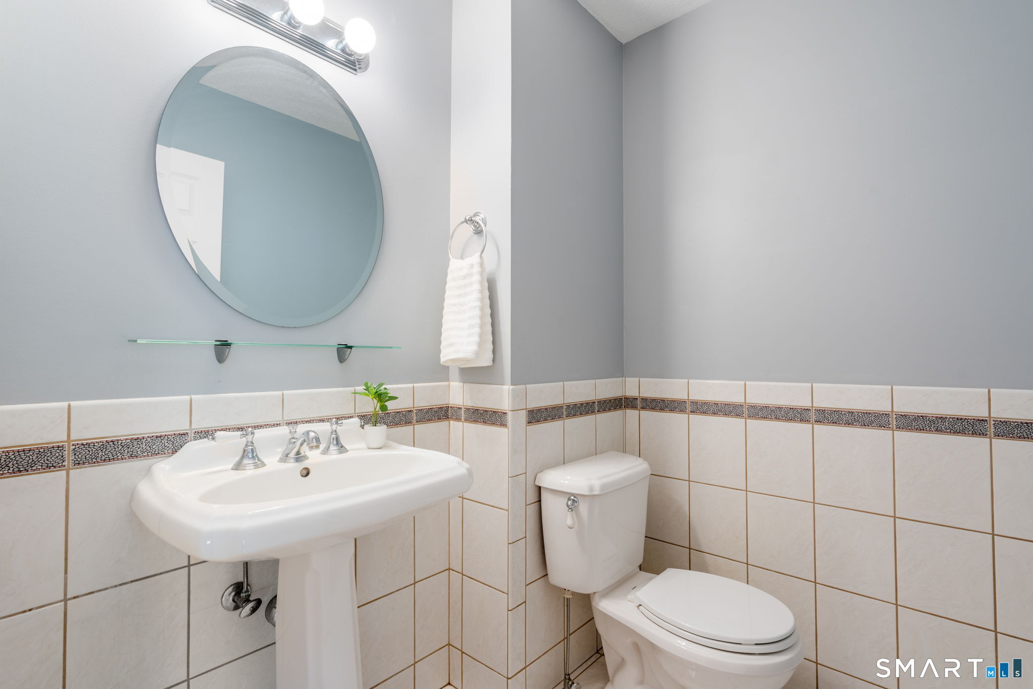 107 Country Lane Hebron, CT 06248 - Photo 19 of 37