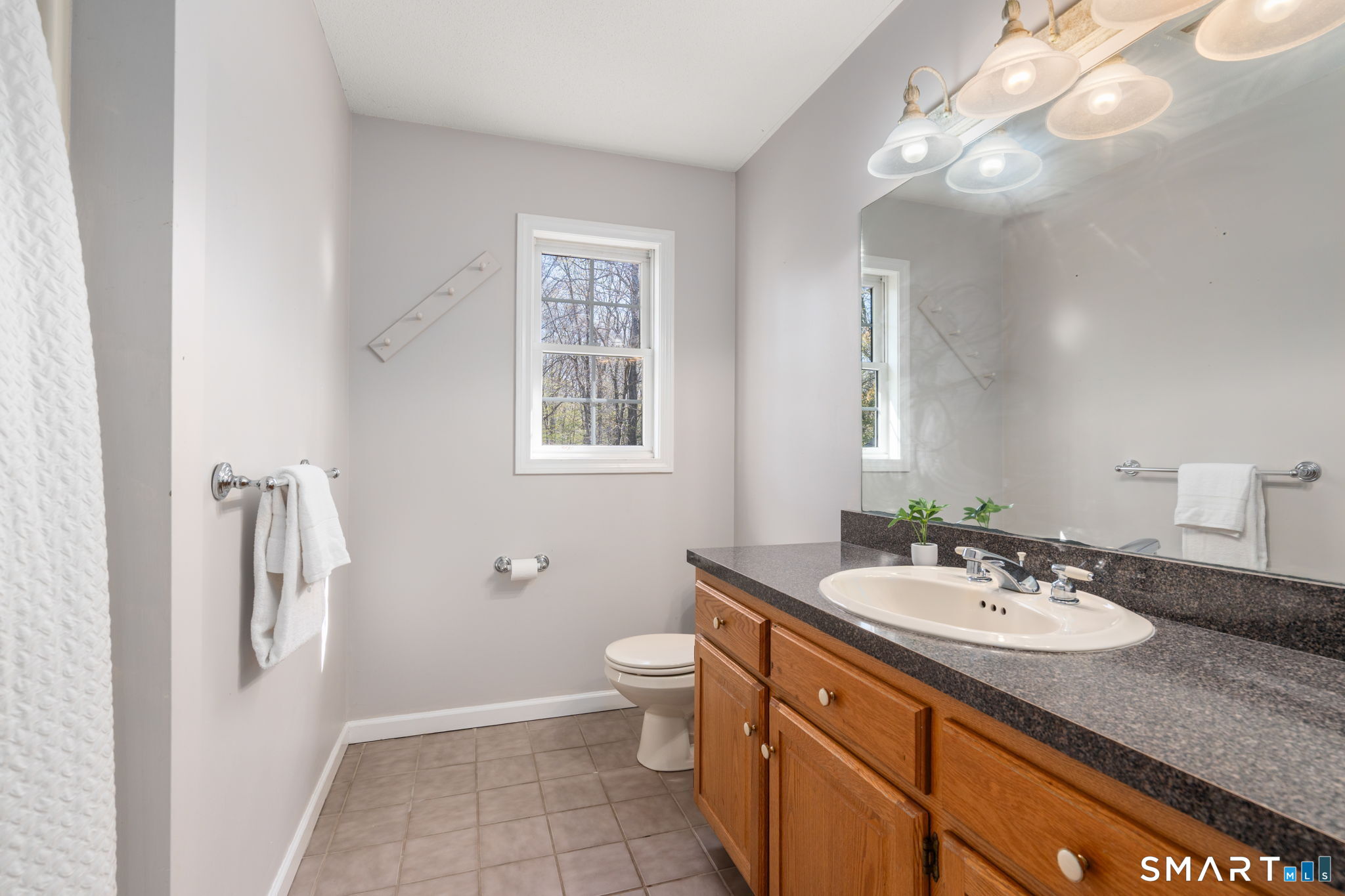 107 Country Lane Hebron, CT 06248 - Photo 30 of 37