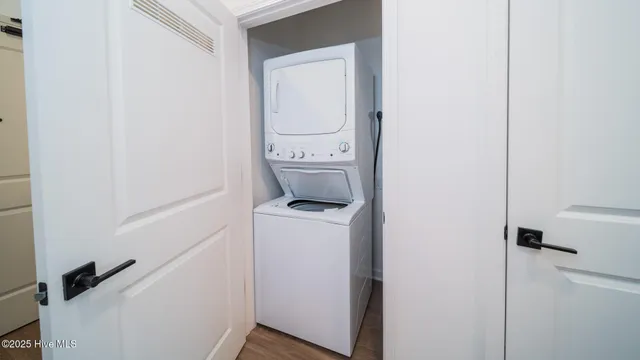 $1,895 | Undisclosed Address, Calabash, NC 28467