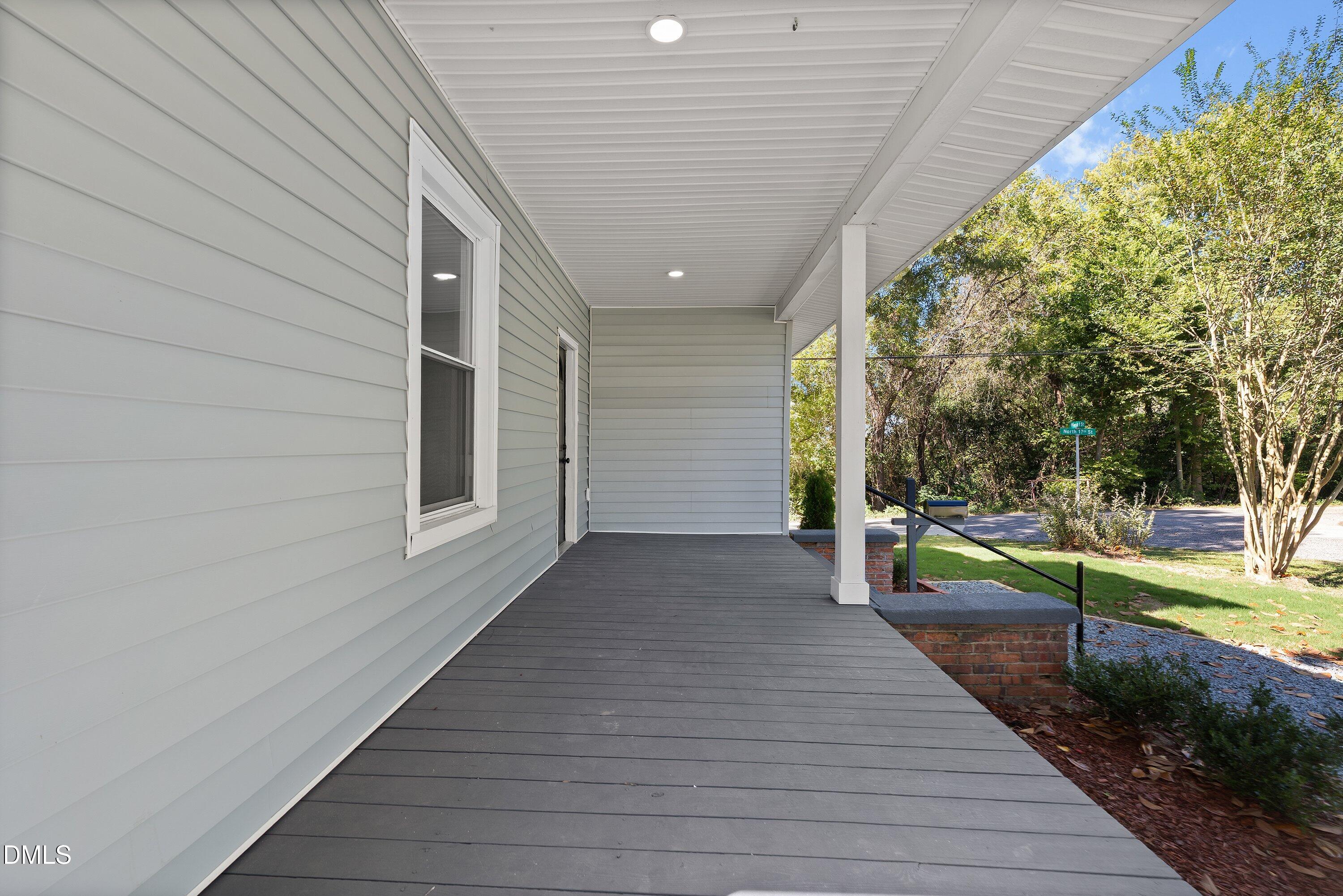 411 West I Street Erwin, NC 28339 - Photo 4 of 28 a view of an entryway