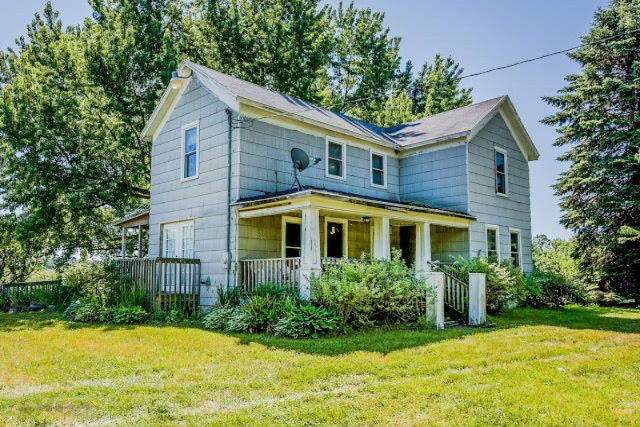 1989 South Benton Center Road Benton Harbor, MI 49022 - Photo 1 of 16 Benton front
