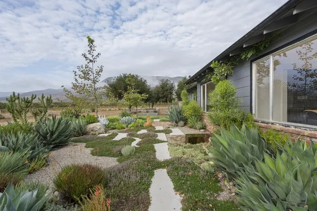 $875,000 | 43002 Arroyo Seco Road, Soledad, CA 93960