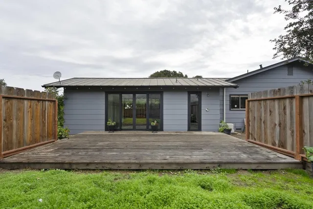 $875,000 | 43002 Arroyo Seco Road, Soledad, CA 93960