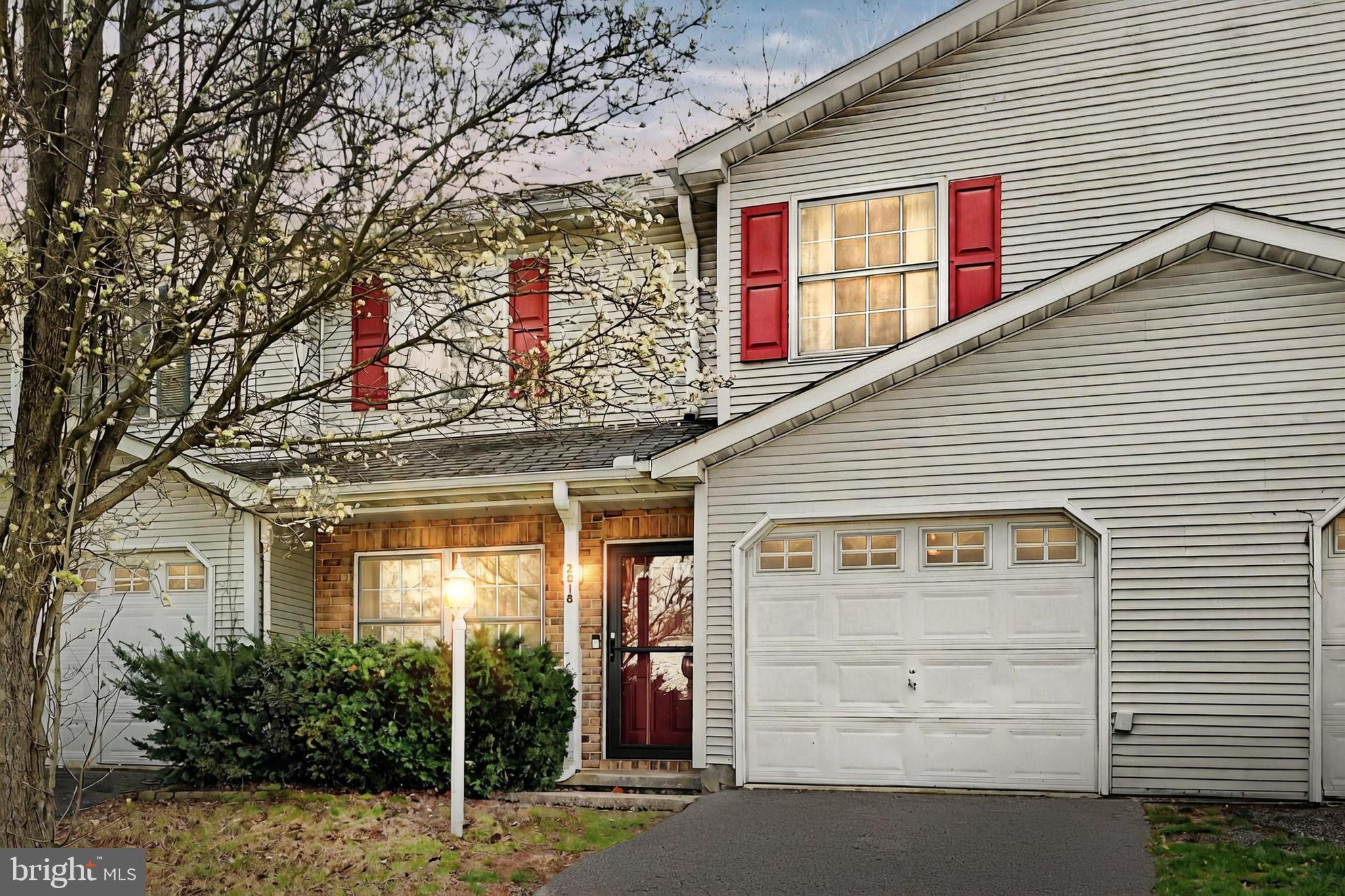 2818 Robin Road York, PA 17404 - Photo 1 of 25 Gallery Image 1