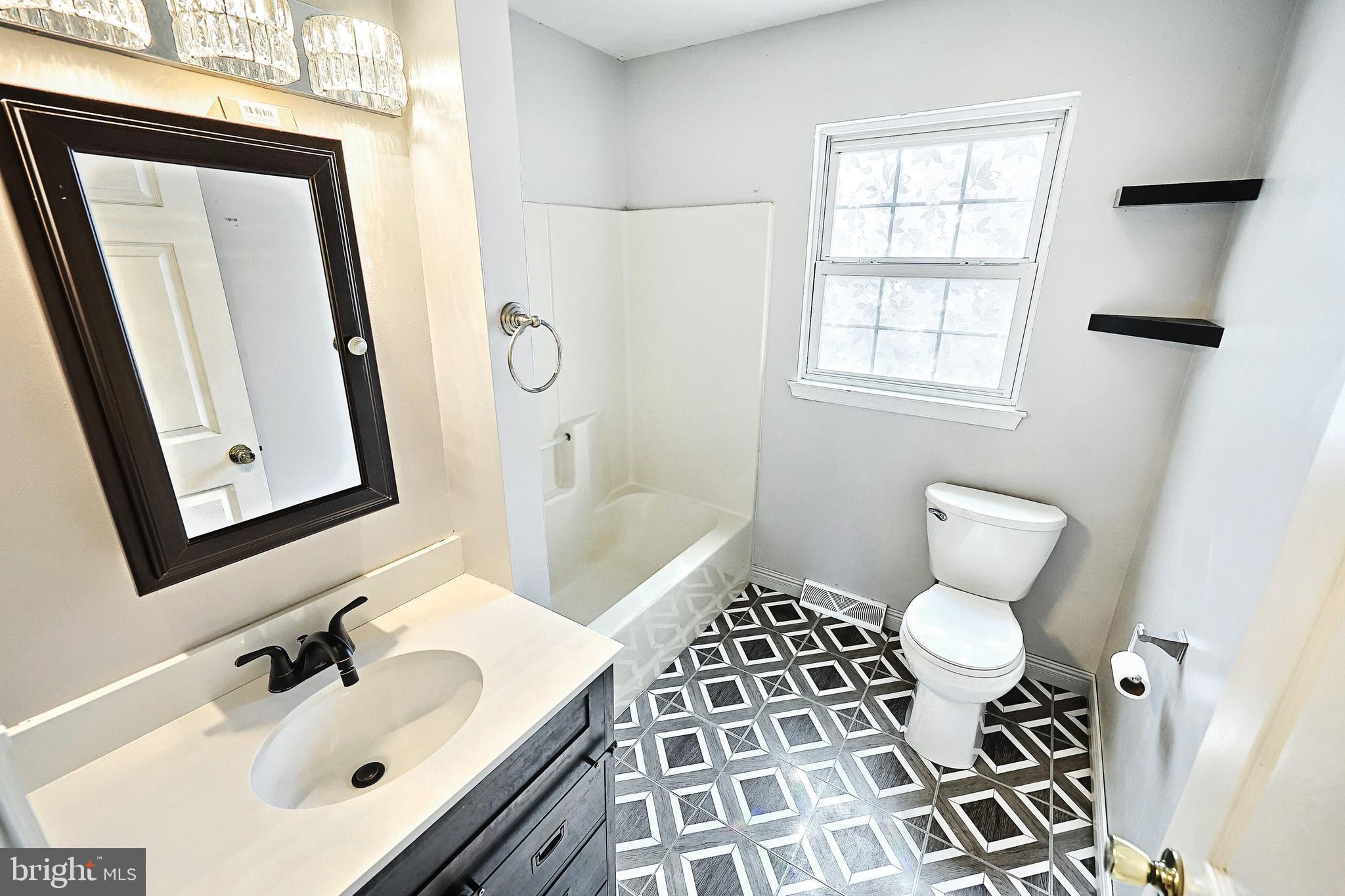 2818 Robin Road York, PA 17404 - Photo 22 of 25 Gallery Image 22