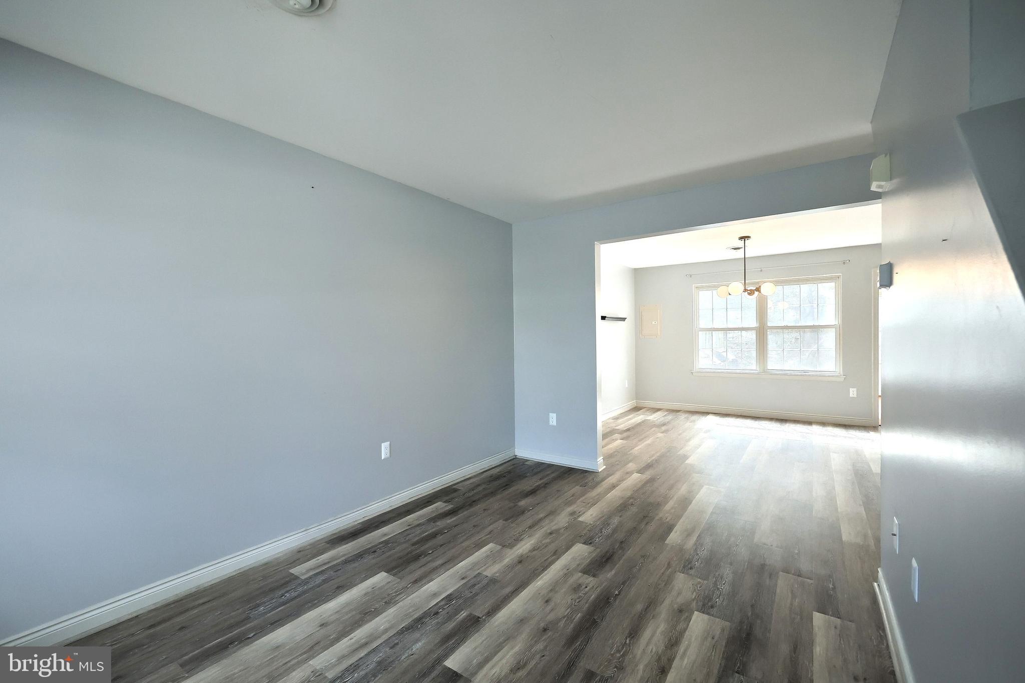 2818 Robin Road York, PA 17404 - Photo 4 of 25 Gallery Image 4