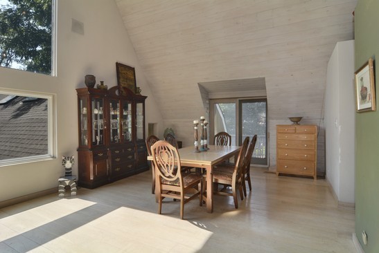 716 Harger Road Oak Brook, IL 60523 - Photo 5 of 20