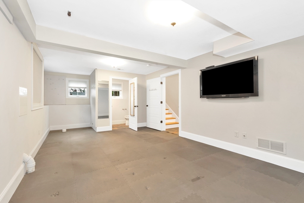 24 Epping Street Arlington, MA 02474 - Photo 28 of 42