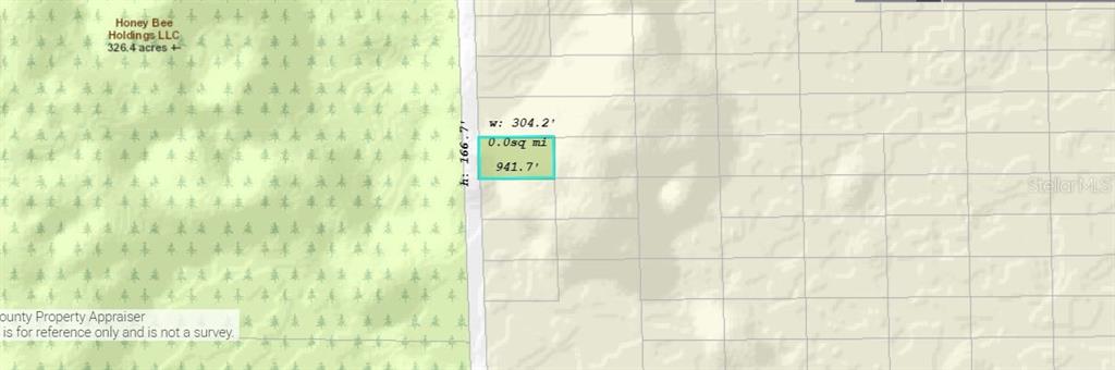 1355 Dill Road Christmas, FL 32709 - Photo 3 of 3 a bathroom with a shower curtain