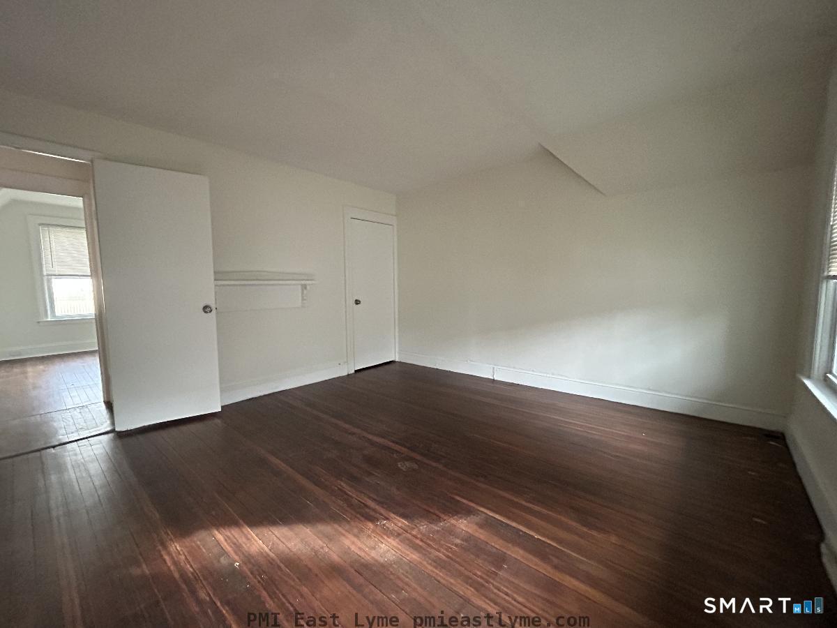 50 School Street Groton, CT 06340 - Photo 20 of 33