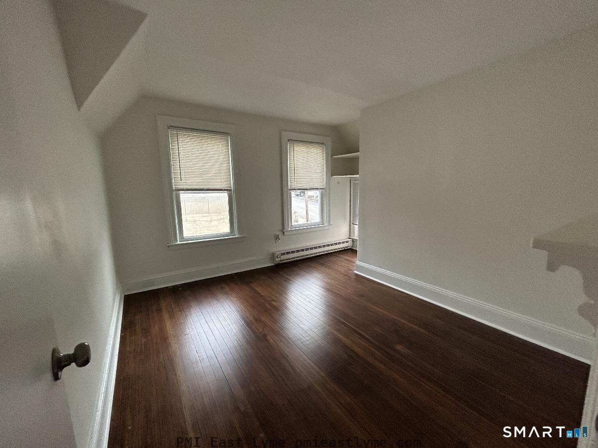 50 School Street Groton, CT 06340 - Photo 25 of 33