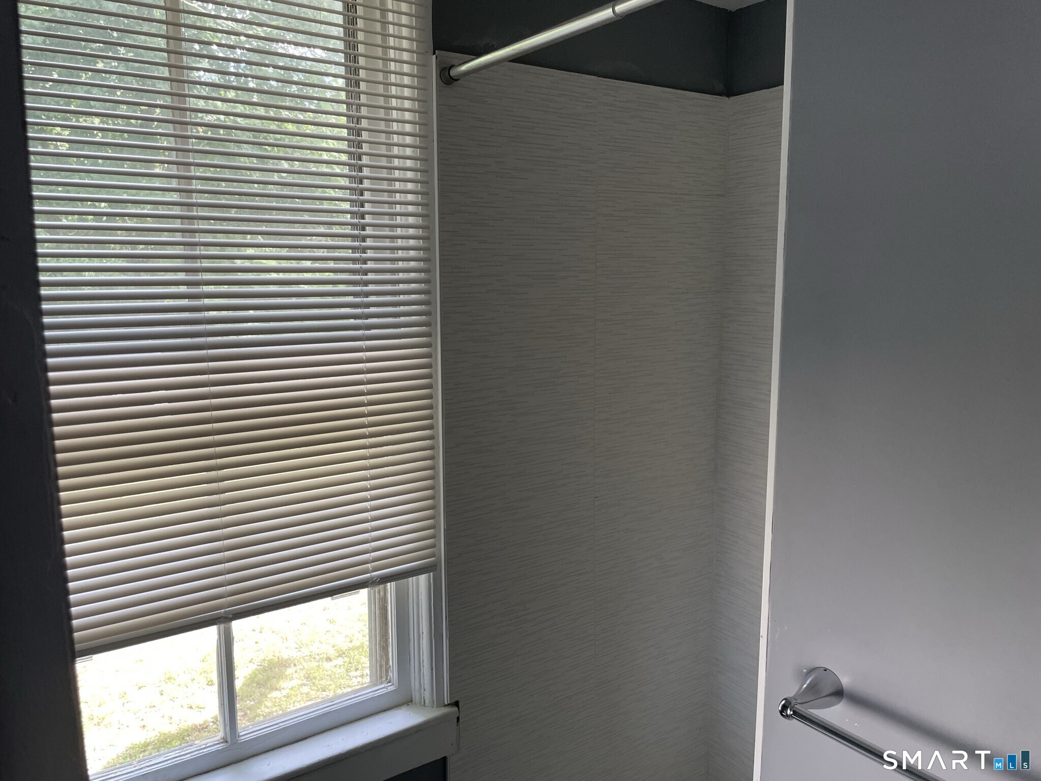 50 School Street Groton, CT 06340 - Photo 9 of 33