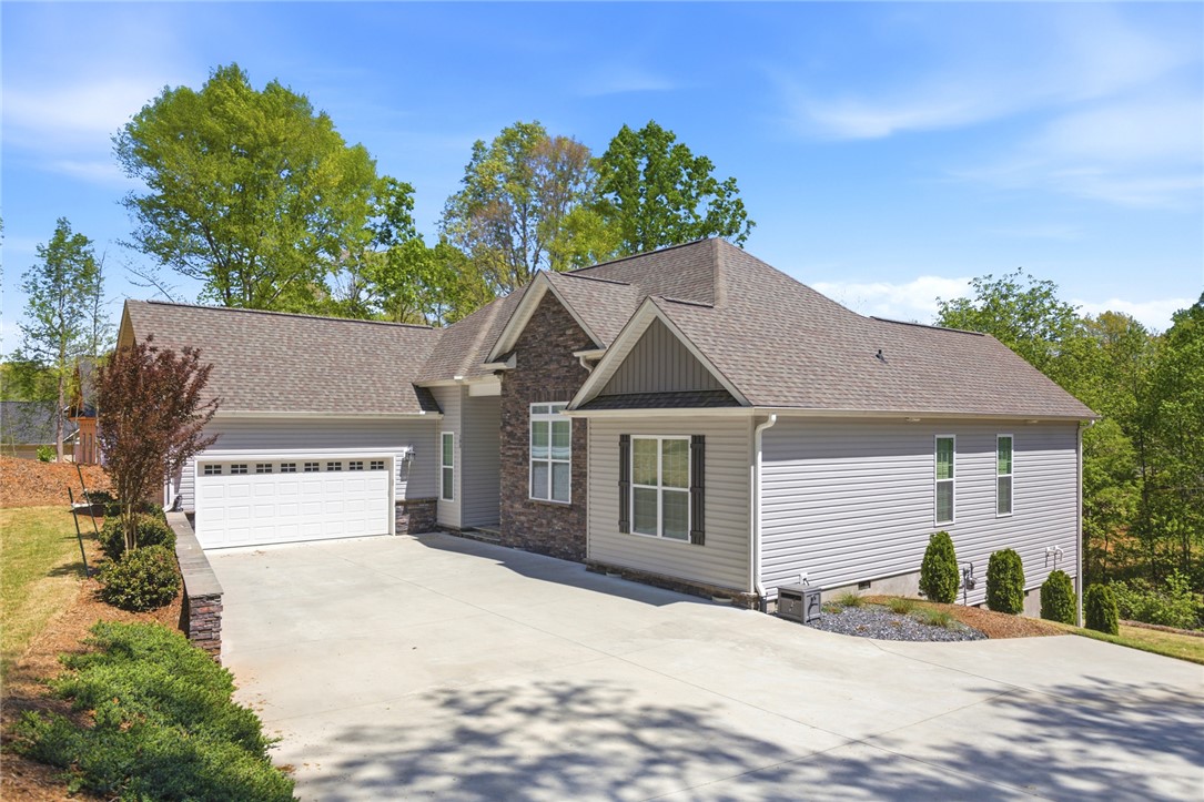 105 Winterbrook Circle Seneca, SC 29678 - Photo 34 of 48