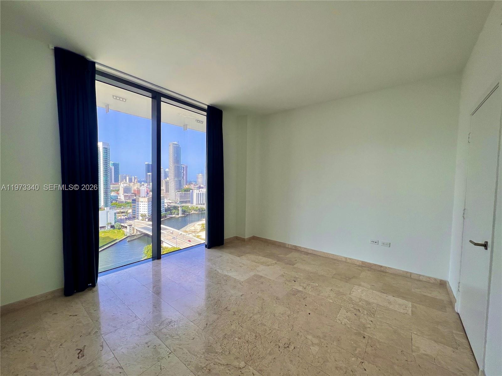 88 Southwest 7th Street, Unit 2012 Miami, FL 33130 - Photo 14 of 15