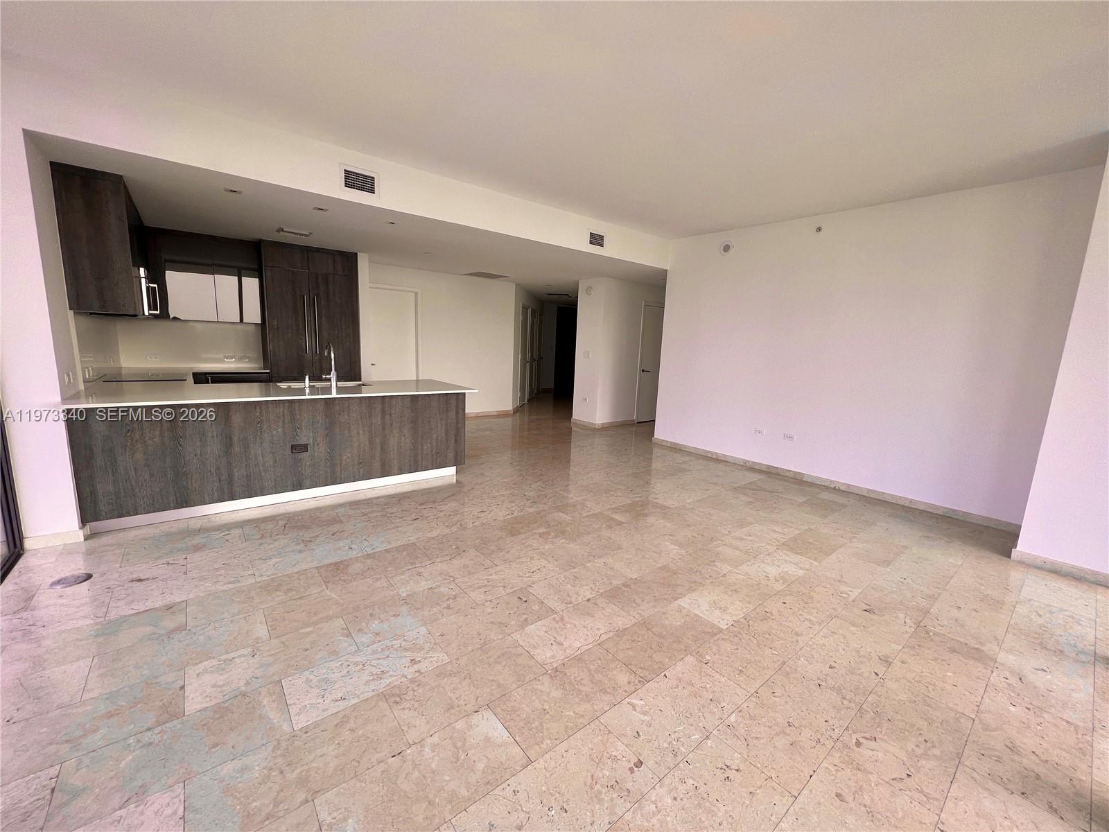 88 Southwest 7th Street, Unit 2012 Miami, FL 33130 - Photo 7 of 15