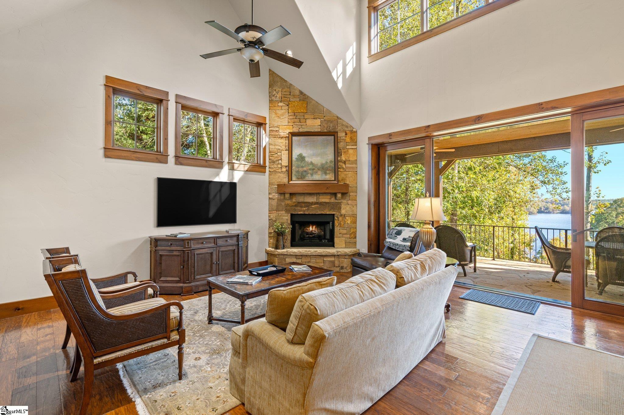 166 Ridge Top Lane Salem, SC 29676 - Photo 8 of 36