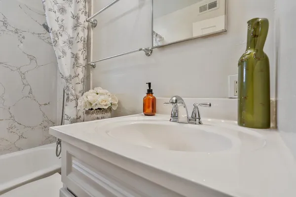 $449,900 | 6629 Doreen Way, Sacramento, CA 95823