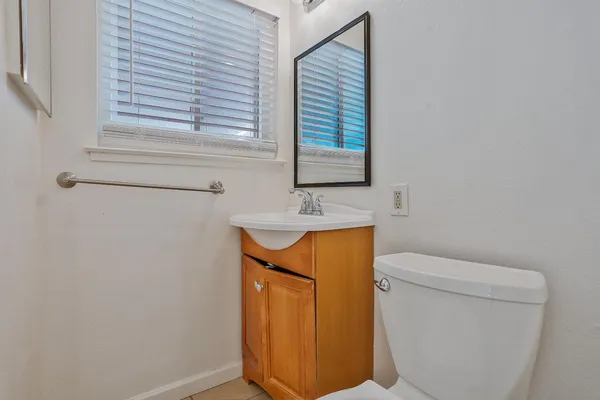 $449,900 | 6629 Doreen Way, Sacramento, CA 95823