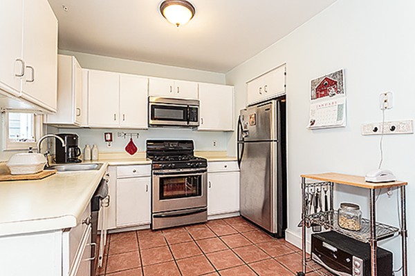 42 Farmland Road, Unit A Lowell, MA 01850 - Photo 5 of 19