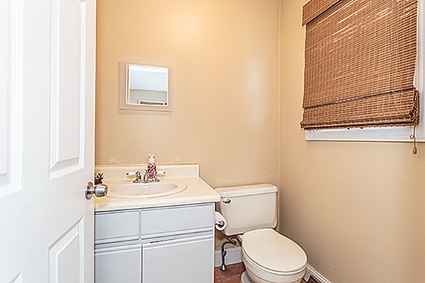 42 Farmland Road, Unit A Lowell, MA 01850 - Photo 7 of 19