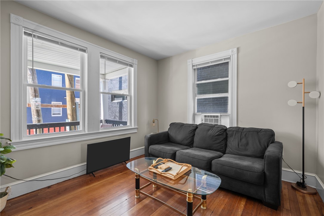 8 Spring Street, Unit A Newport, RI 02840 - Photo 4 of 30